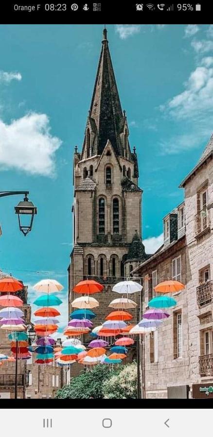 Chambre Climatisee Au Coeur De Brive Avec Televiseur Connecte Wifi Netflix エクステリア 写真